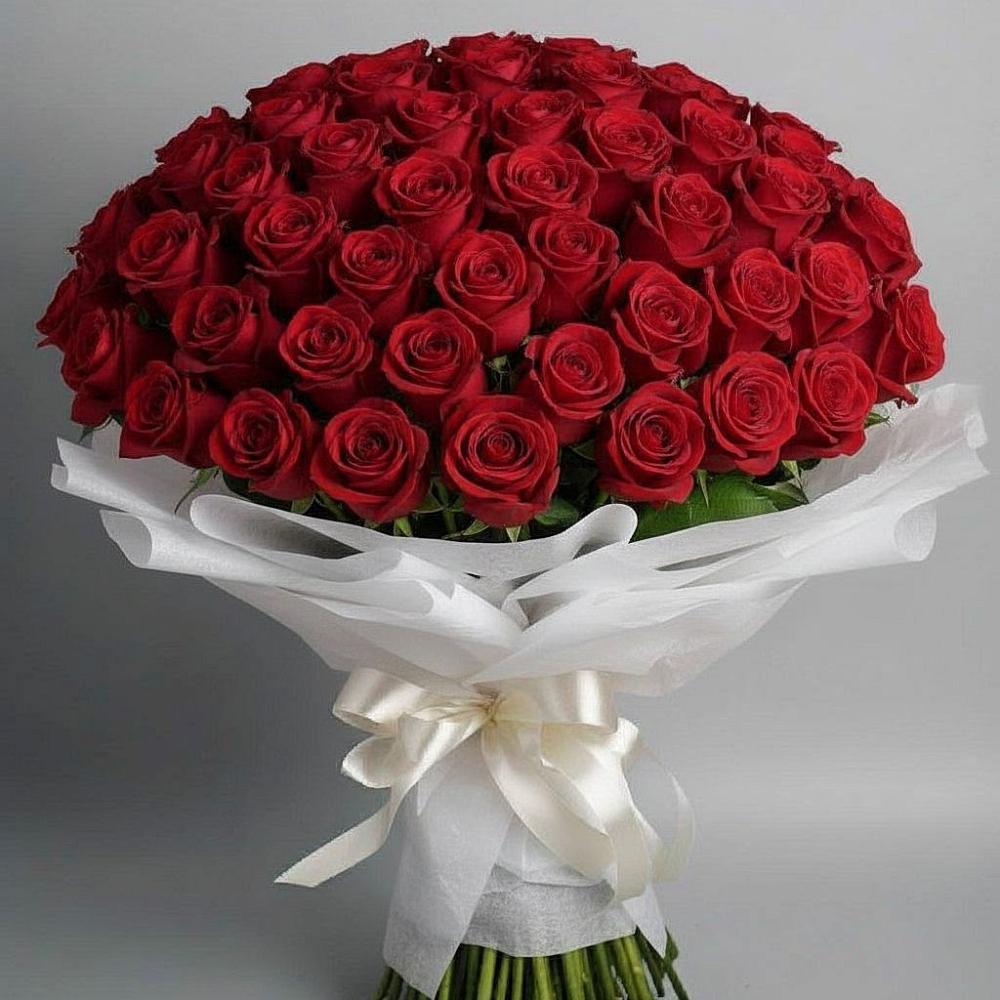 Букет 101 Красная роза Блэк Мэджик в Прасковее