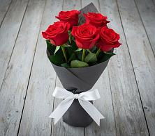 Букет 5 Красных роз Эдлесс Лав #REPLACE_PRED# Прасковее