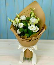 Букет цветов из:  Хризантемы и Лизиантусы в Прасковее