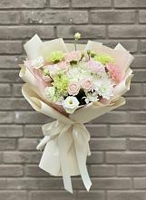 Букет цветов из:  Гвоздики, Розы, Лизиантусы и Хризантемы в Прасковее