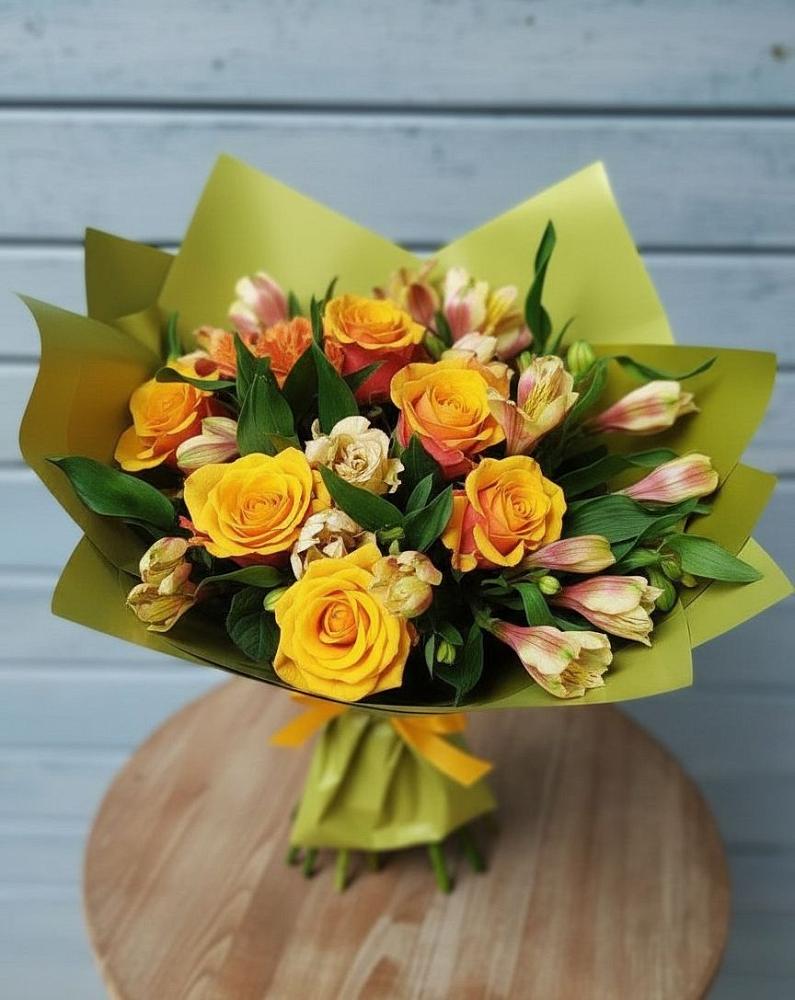Букет цветов из: Альстромерии и Розы в Прасковее