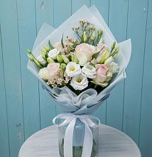 Букет цветов из:  Розы и Лизиантусы в Прасковее