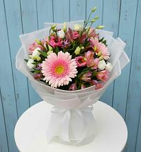 Букет цветов из:  Герберы, Альстромерии и Лизиантусы в Прасковее