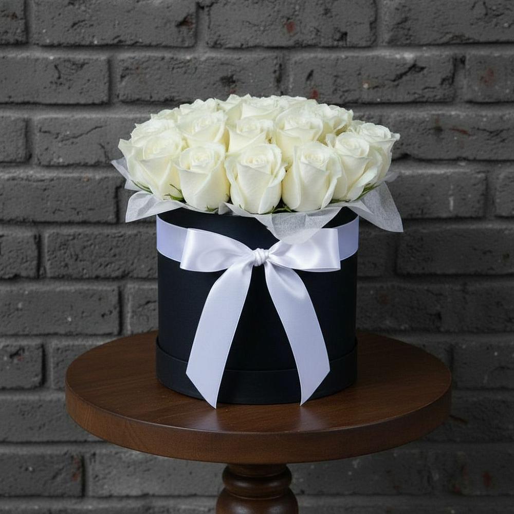 Цветочная композиция из Розы в шляпной коробке в Прасковее