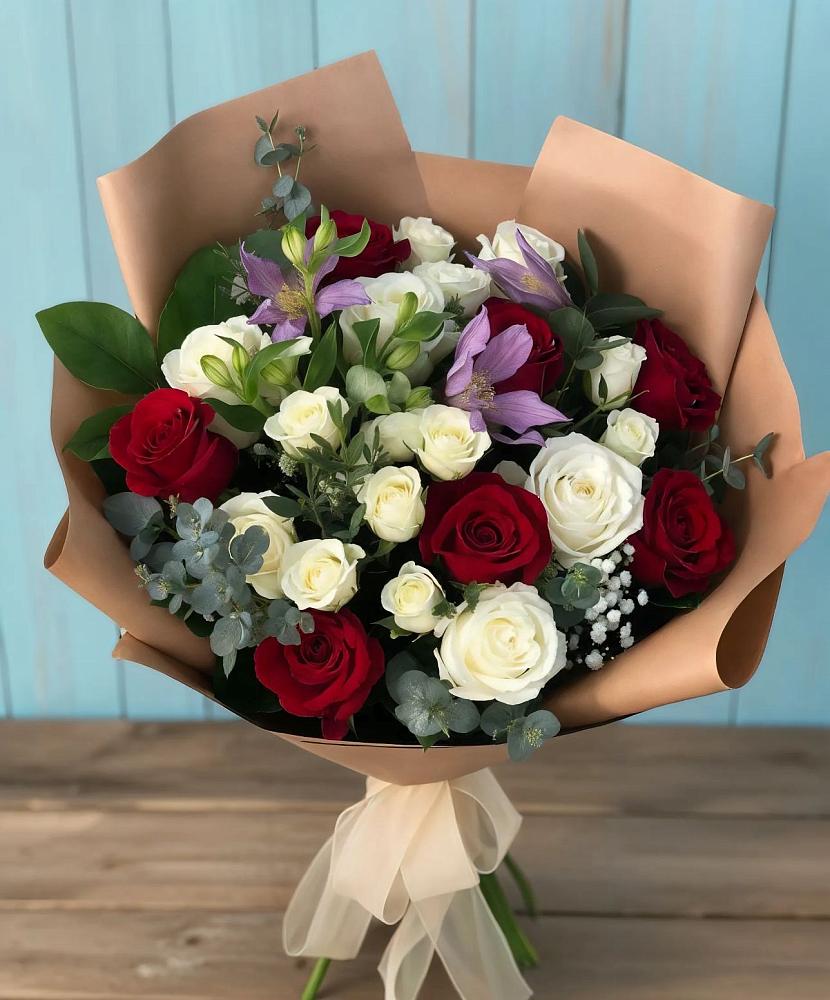 Букет цветов из: Розы и Альстромерии в Прасковее